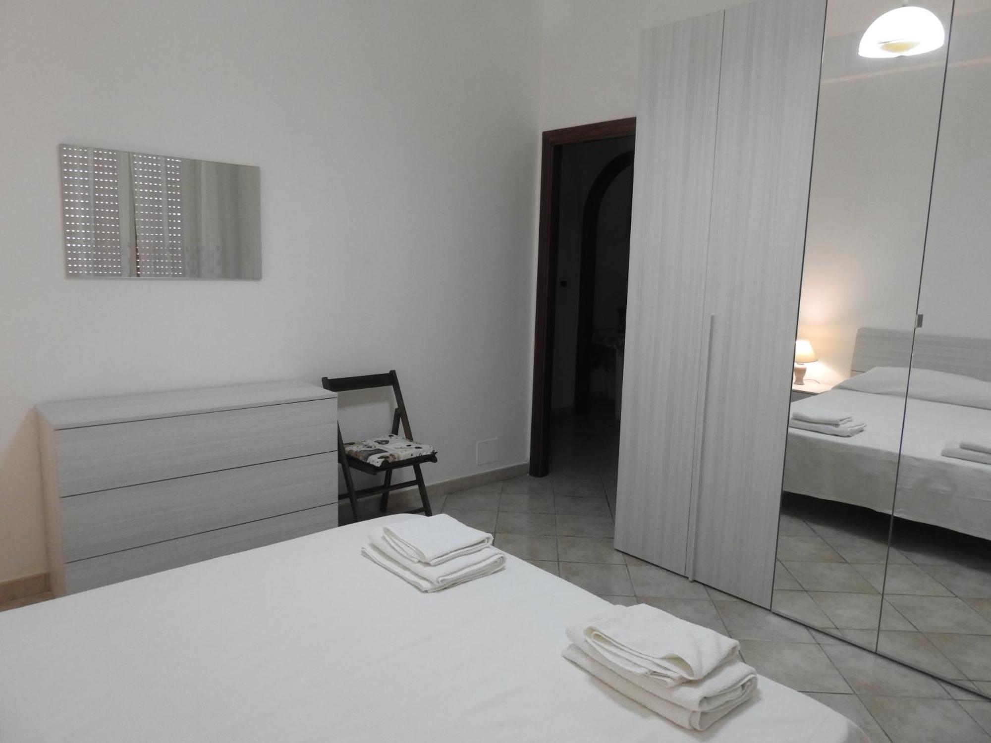 Apartamento Leonardo Capaci Exterior foto