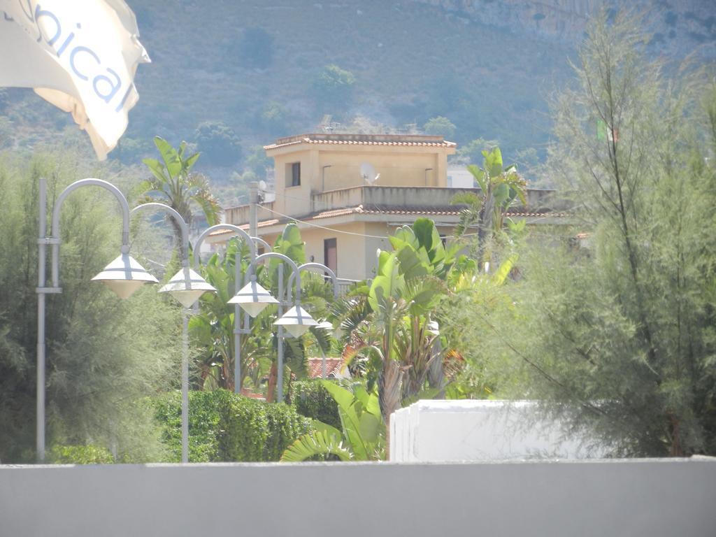 Apartamento Leonardo Capaci Exterior foto